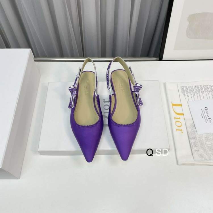 Picture of Dior Shoes _SKUDiorsz35-408CSD12023403